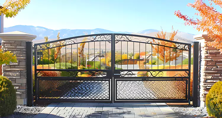 Automatic Gate Repair Cost in Ives Estates, FL