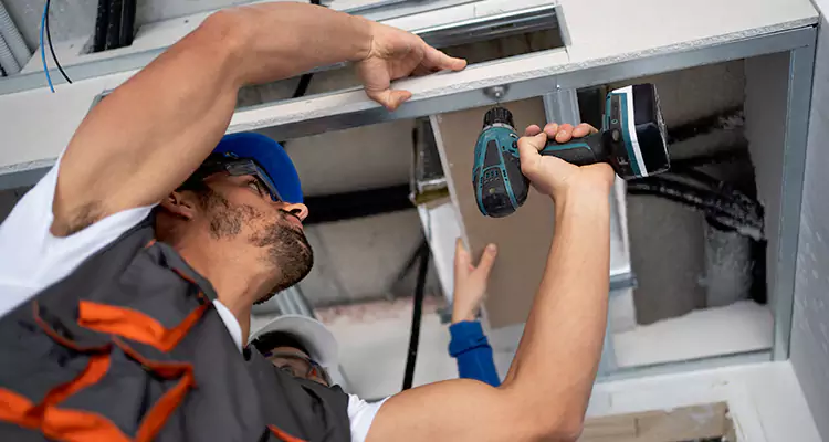Emergency Overhead Door Repair in Ives Estates, FL