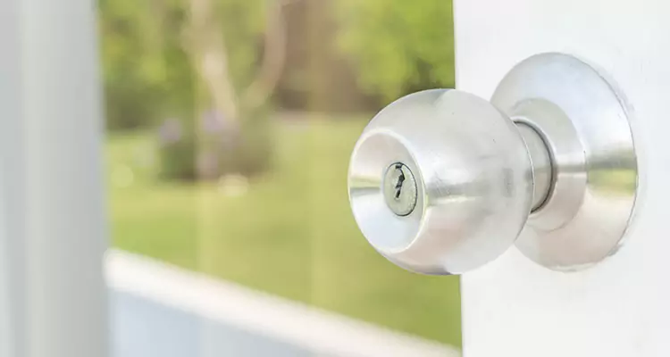 Patio Door Mechanism Jammed in Ives Estates, FL