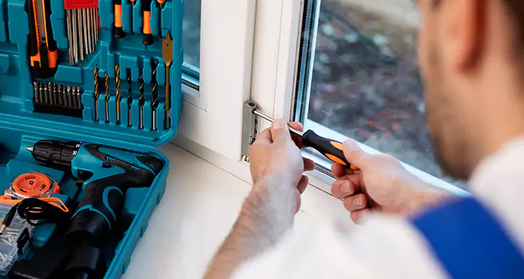 Mirrored Sliding Doors Replacement Expert in Ives Estates, FL